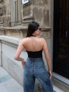 Dalgıç Kumaş Pullu Boyundan Geçmeli Crop - Görsel 2