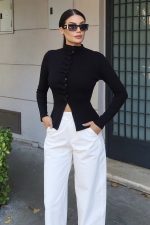 Triko Büzgü Düğmeli Hırka - Görsel 6