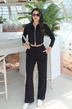 Oysho Kumaş Polo Yaka Çift Fermuarlı Takım - Görsel 5