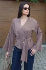 Toptan Linda Twill Kumaş Kuşaklı Aksesuarlı Ceket 3109 Mocha - Kechi Woman